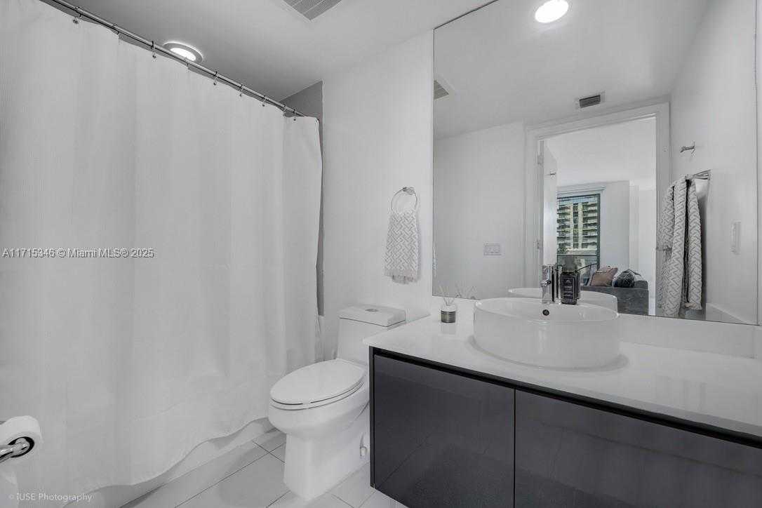 Small Image of 31 SOUTH EAST 6TH ST #1703, Miami Number 7