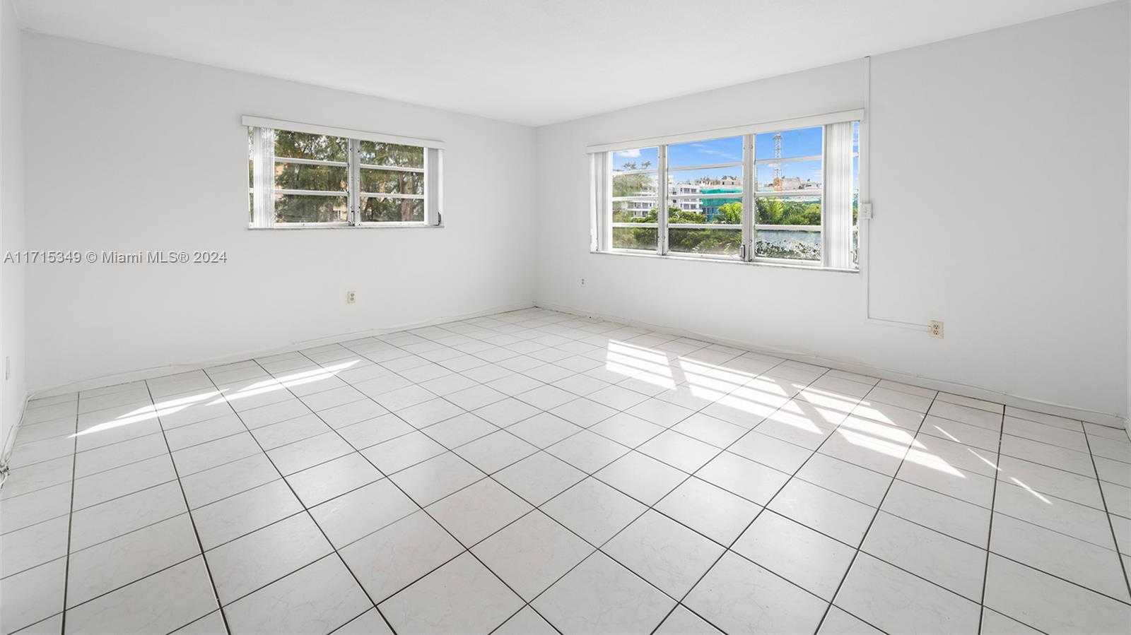 Small Image of 1020 94TH ST #503, Bay Harbor Islands Number 10