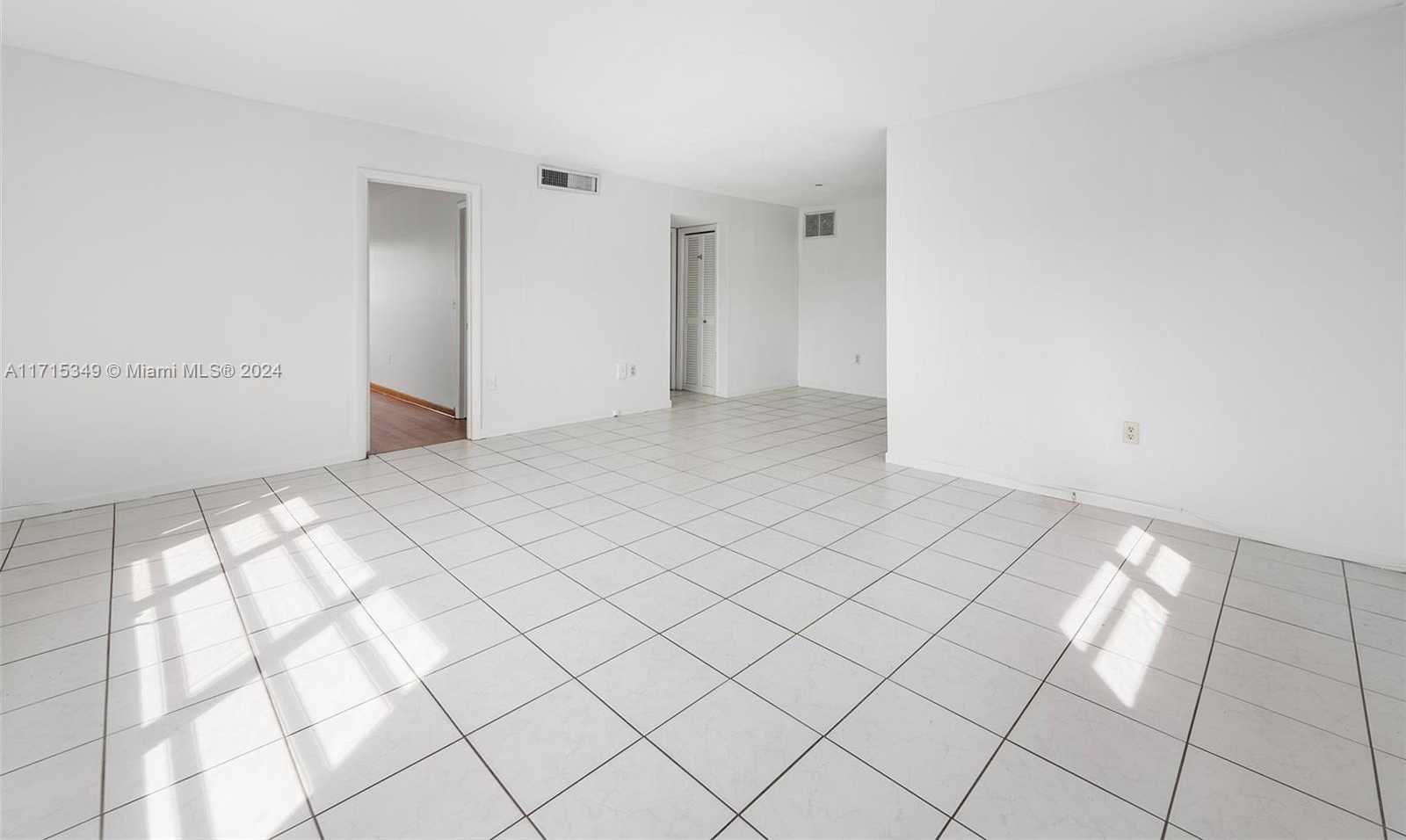 Small Image of 1020 94TH ST #503, Bay Harbor Islands Number 12