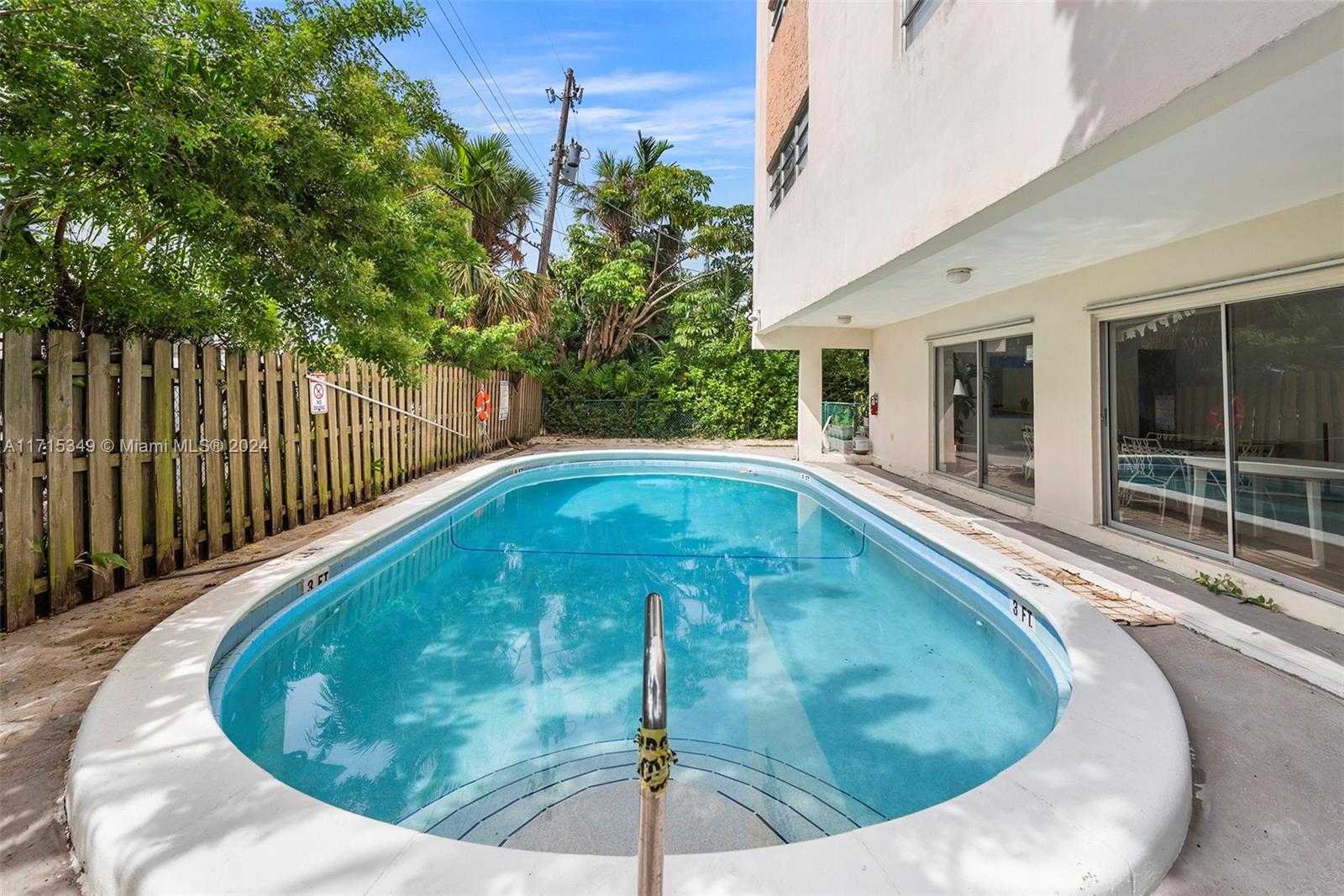 Small Image of 1020 94TH ST #503, Bay Harbor Islands Number 23