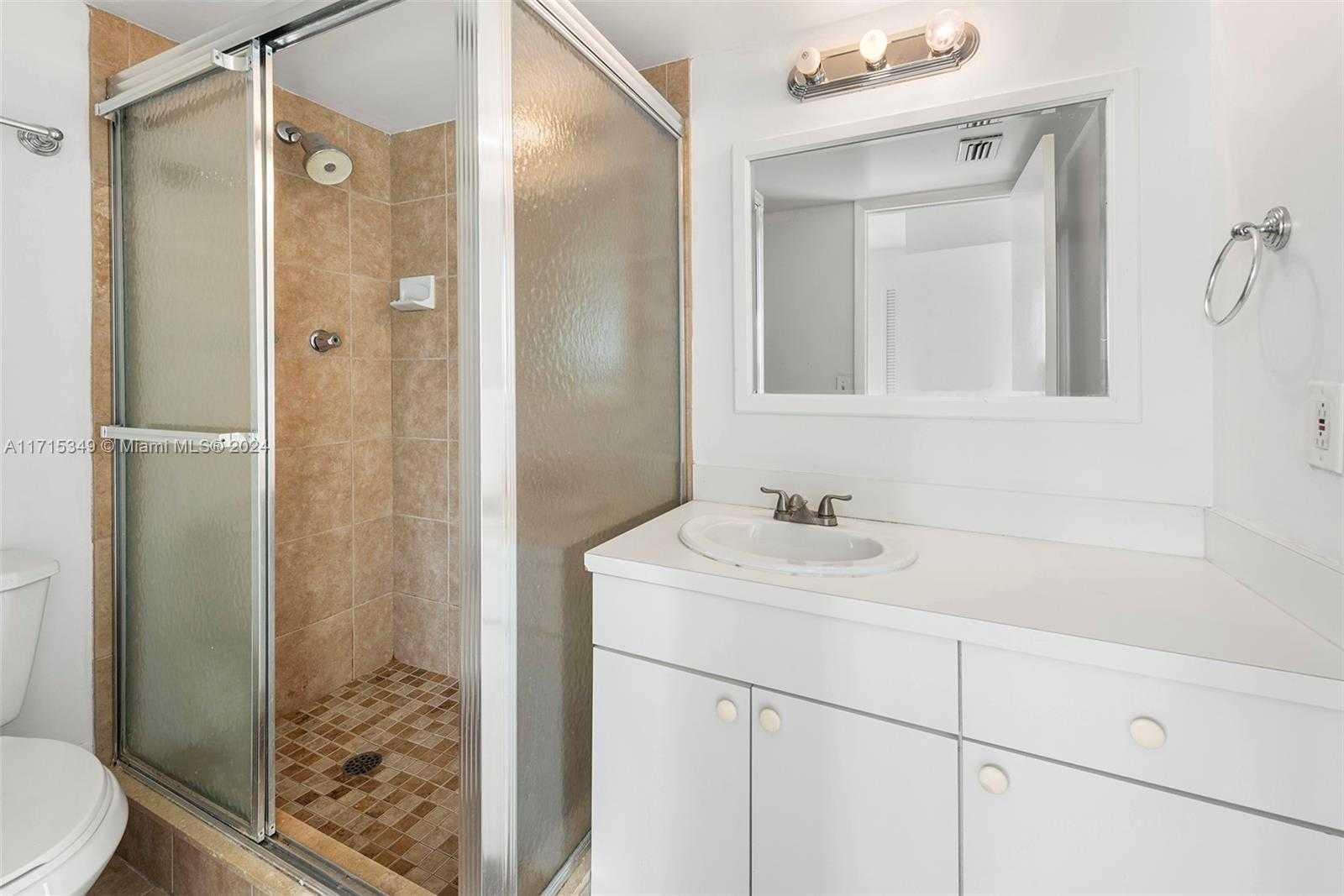 Small Image of 1020 94TH ST #503, Bay Harbor Islands Number 9