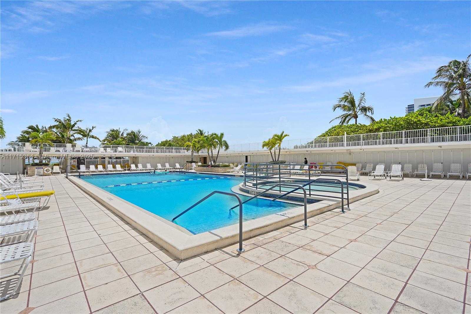 Small Image of 4747 COLLINS AVE #809, Miami Beach Number 25