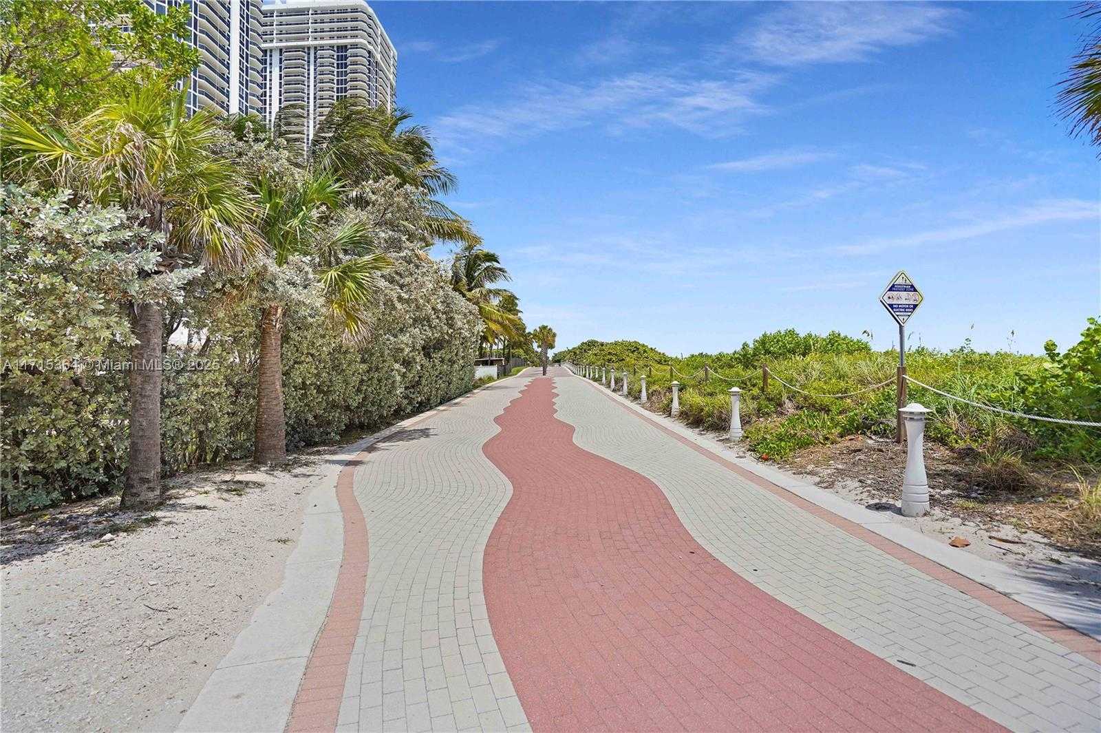 Small Image of 4747 COLLINS AVE #809, Miami Beach Number 27