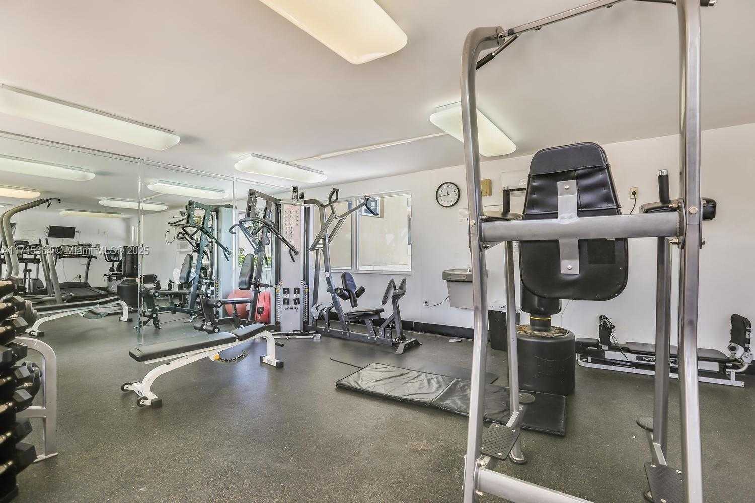 Small Image of 4747 COLLINS AVE #809, Miami Beach Number 37
