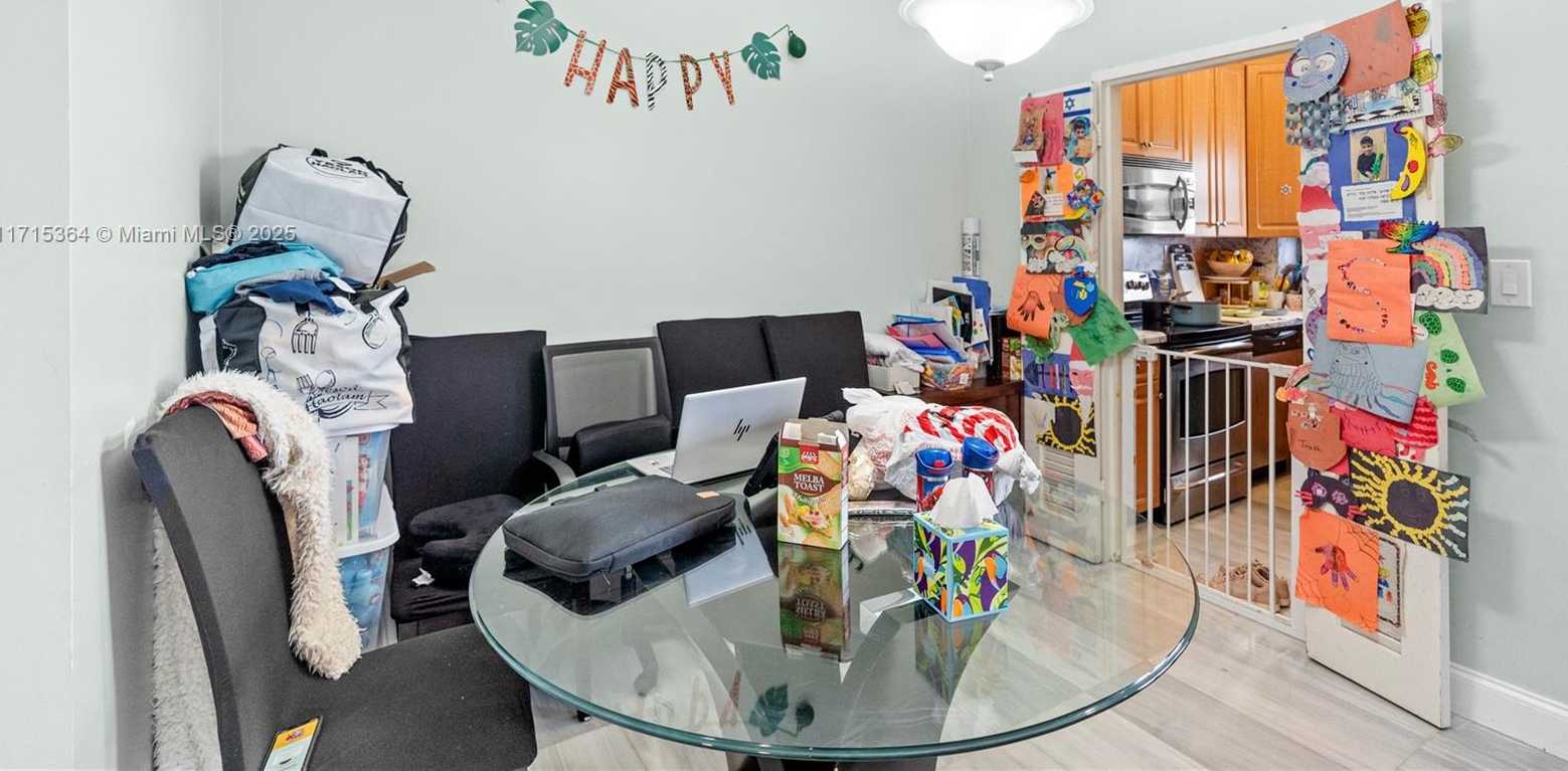 Small Image of 4747 COLLINS AVE #809, Miami Beach Number 8