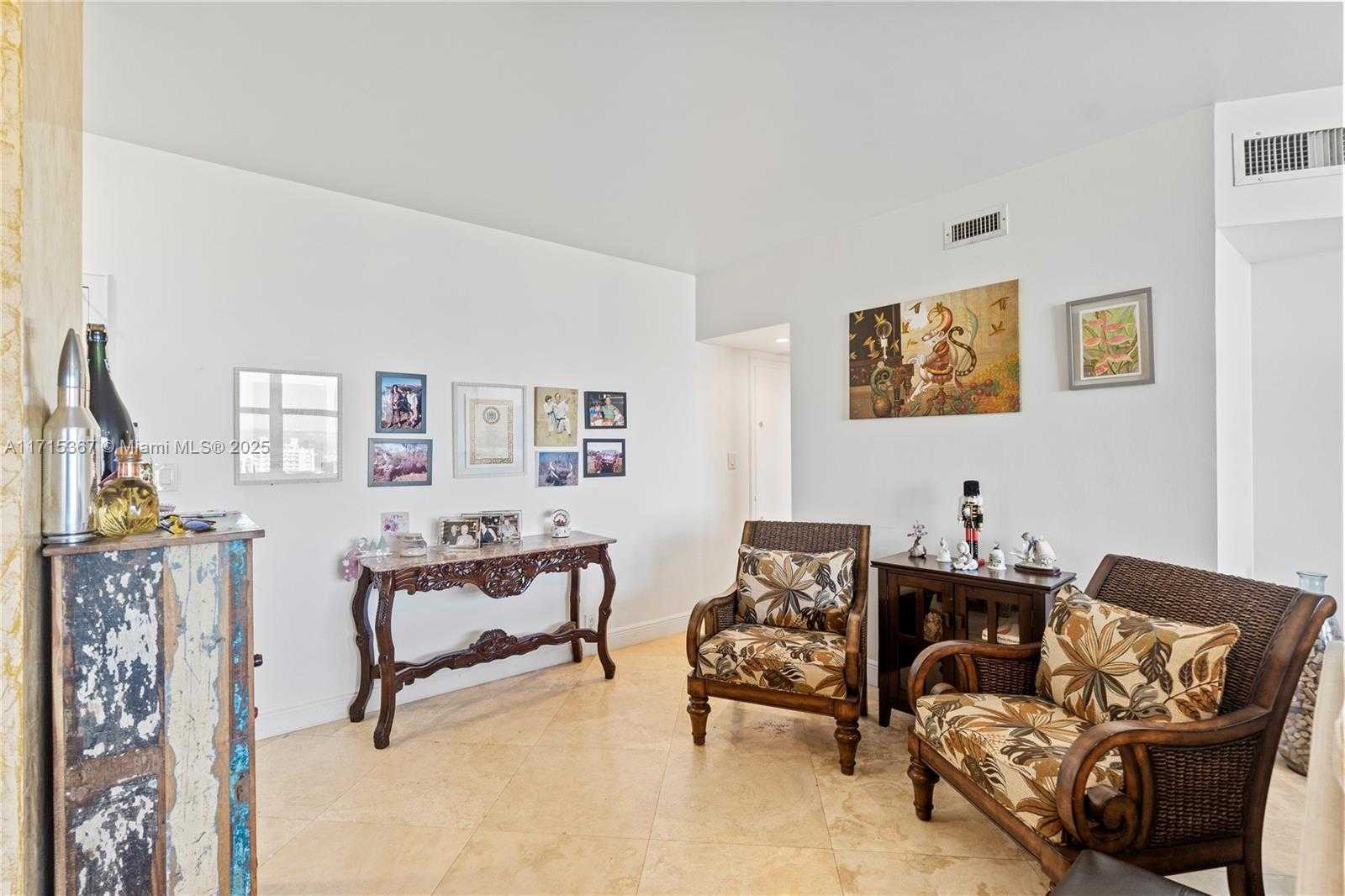 Small Image of 4747 COLLINS AVE #1403, Miami Beach Number 12