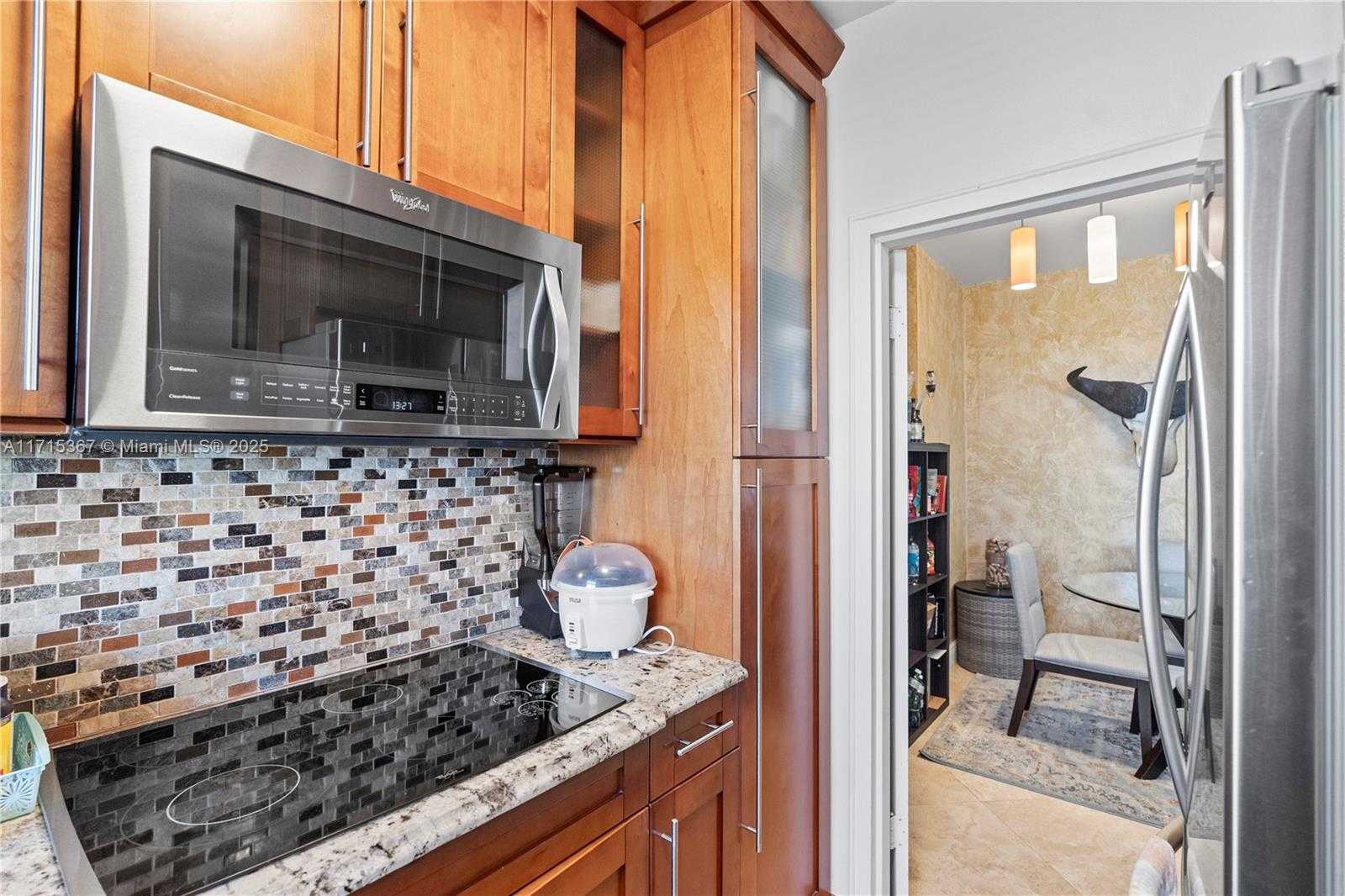 Small Image of 4747 COLLINS AVE #1403, Miami Beach Number 16