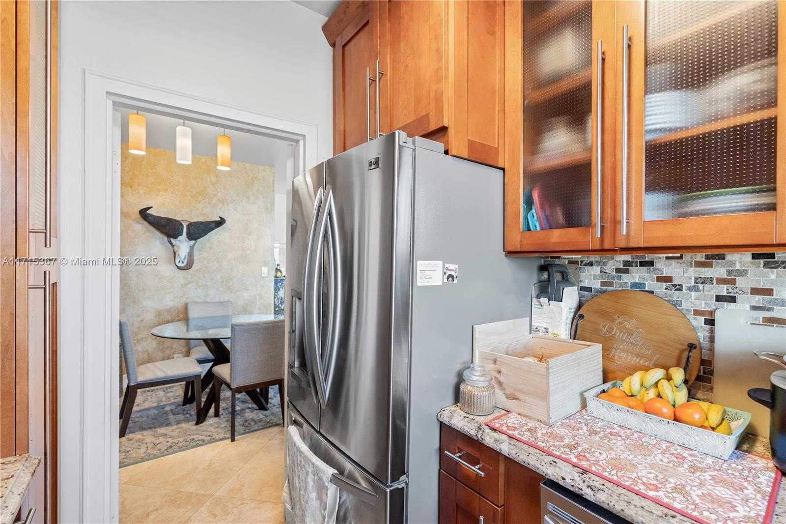 Small Image of 4747 COLLINS AVE #1403, Miami Beach Number 17