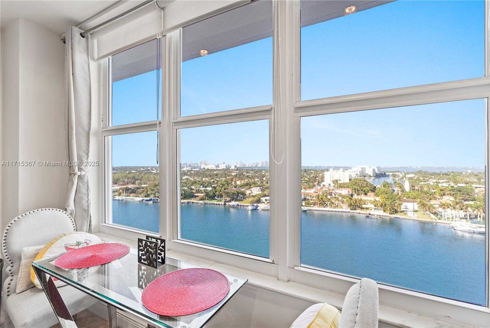 Small Image of 4747 COLLINS AVE #1403, Miami Beach Number 2