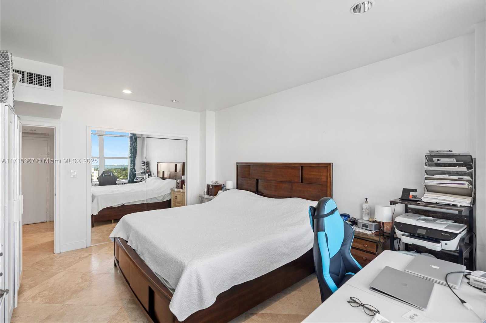 Small Image of 4747 COLLINS AVE #1403, Miami Beach Number 22