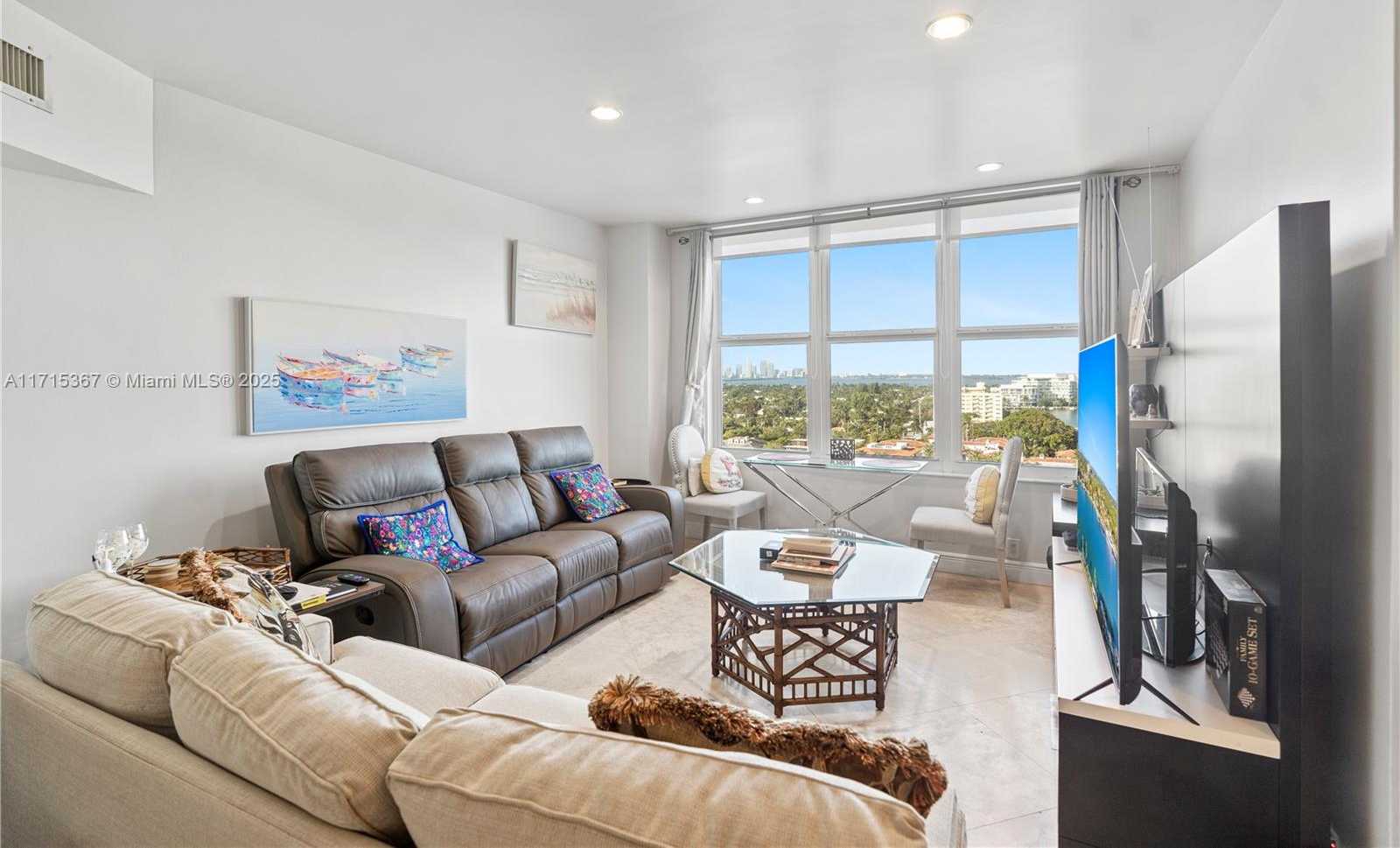 Small Image of 4747 COLLINS AVE #1403, Miami Beach Number 5