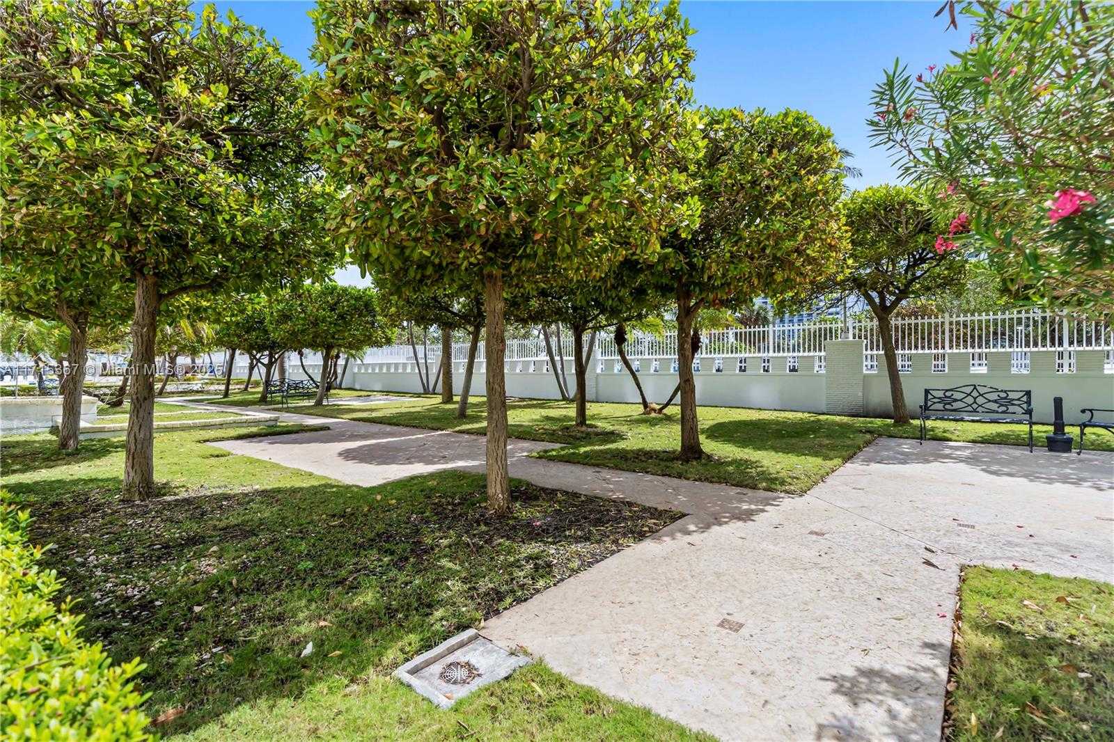 Small Image of 4747 COLLINS AVE #1403, Miami Beach Number 50