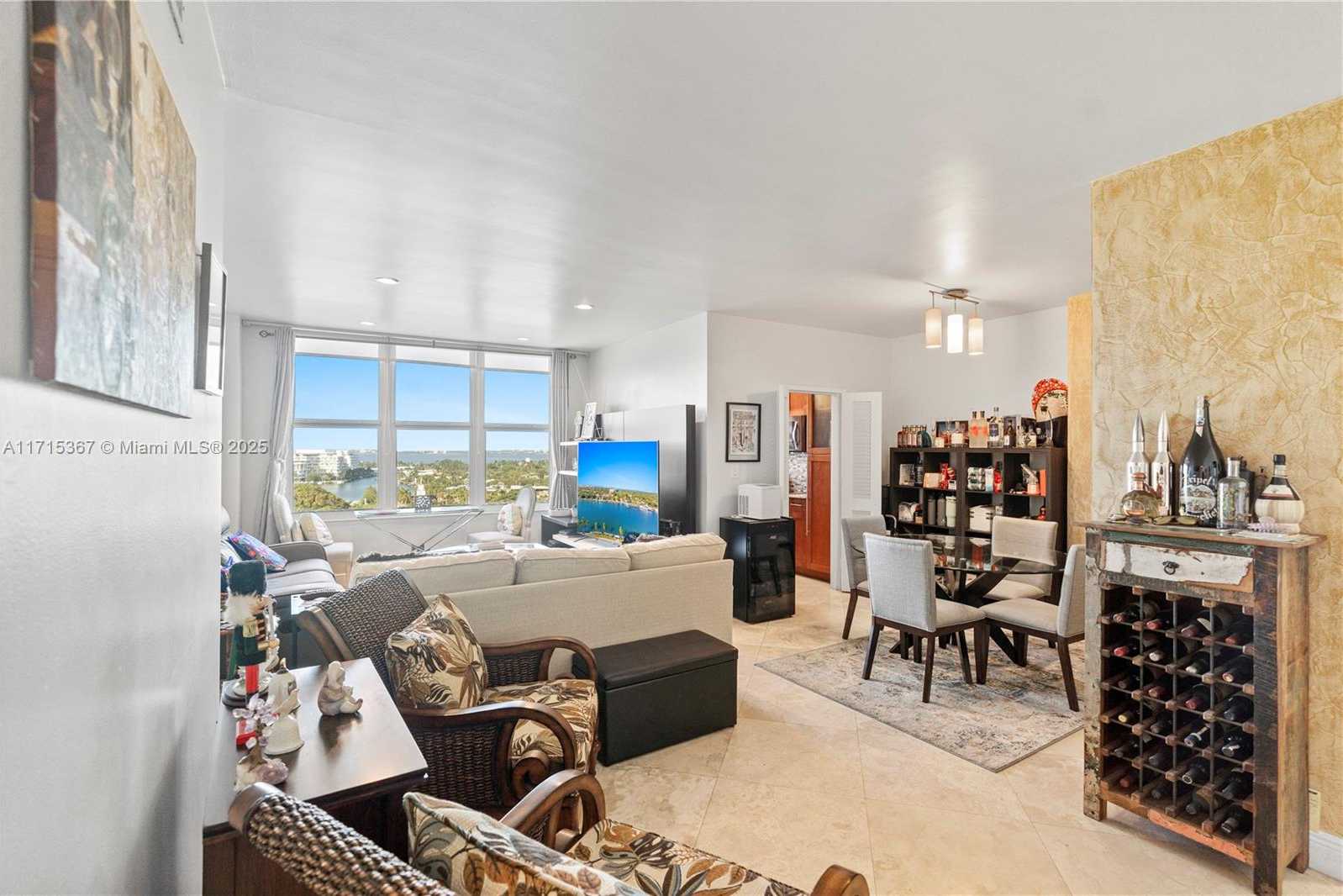 Small Image of 4747 COLLINS AVE #1403, Miami Beach Number 7