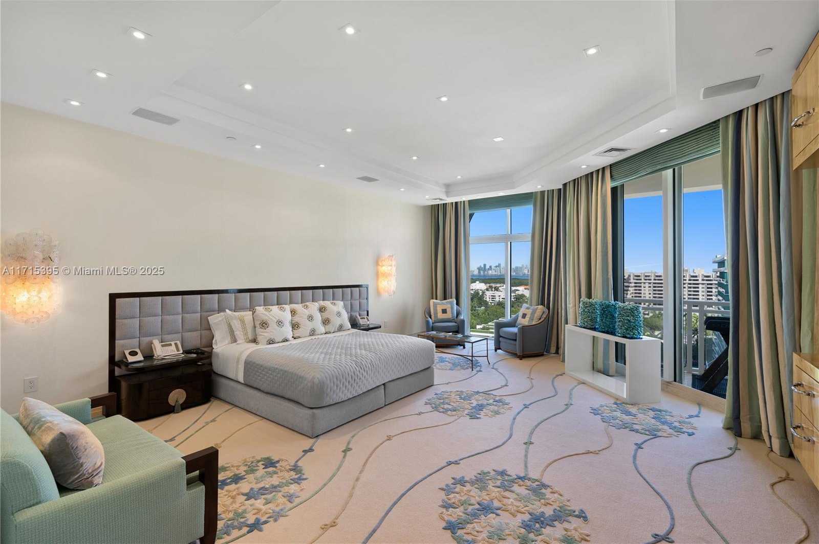 Small Image of 430 GRAND BAY DRIVE #PH-1AN, Key Biscayne Number 27