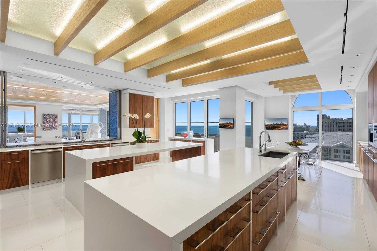 Small Image of 430 GRAND BAY DRIVE #PH-1AN, Key Biscayne Number 9