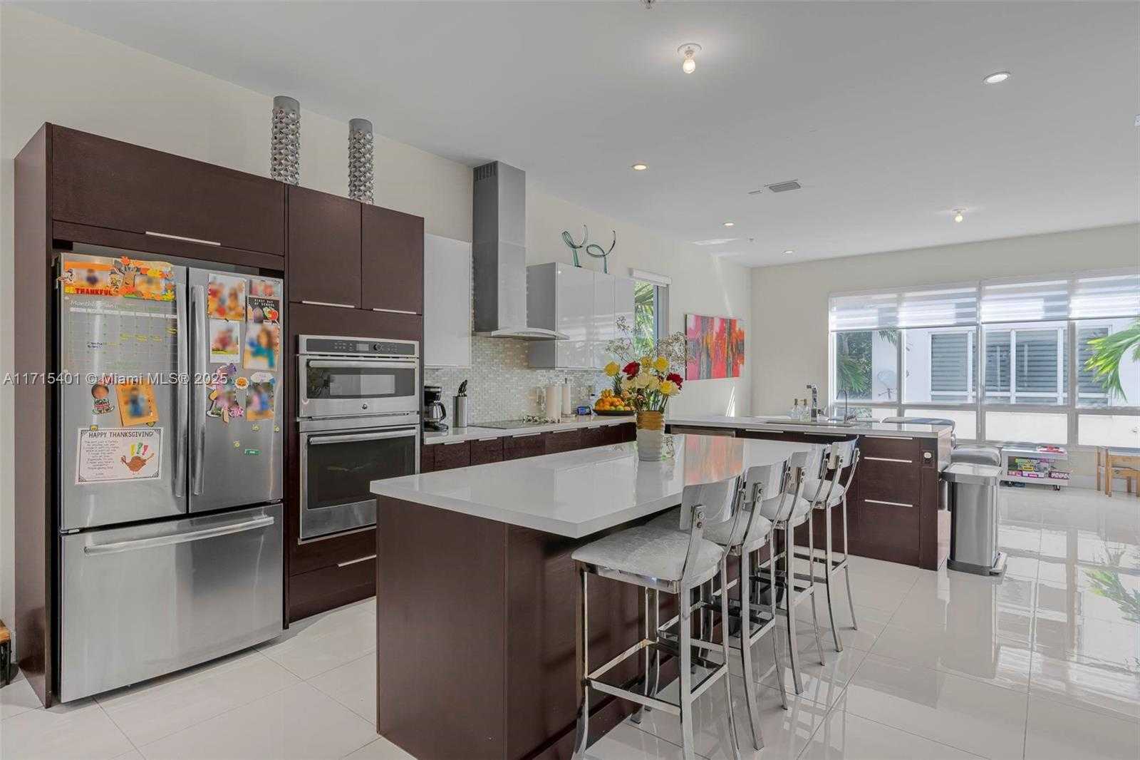Small Image of 6671 NORTH WEST 105TH PL #6671, Doral Number 14
