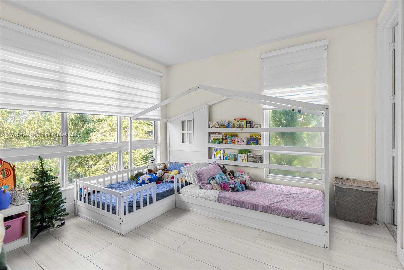 Small Image of 6671 NORTH WEST 105TH PL #6671, Doral Number 20