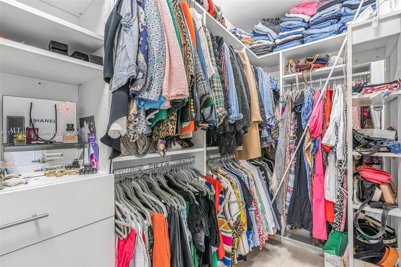 Small Image of 6671 NORTH WEST 105TH PL #6671, Doral Number 24
