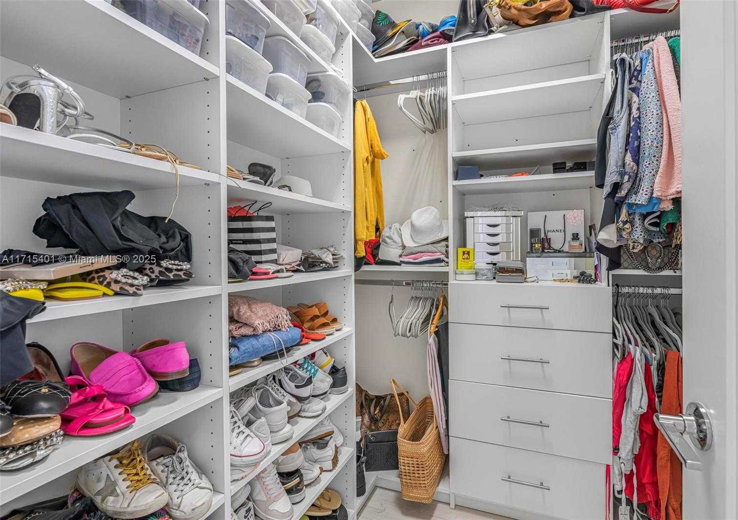 Small Image of 6671 NORTH WEST 105TH PL #6671, Doral Number 25