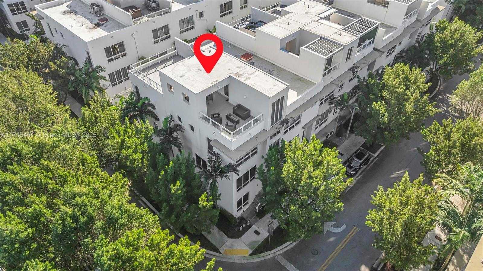 Small Image of 6671 NORTH WEST 105TH PL #6671, Doral Number 47