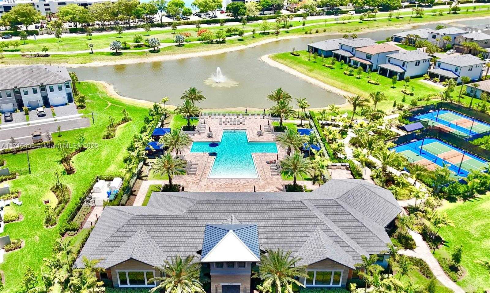 Small Image of 2156 SOUTH APPLETON CIR S #2156, Oakland Park Number 17