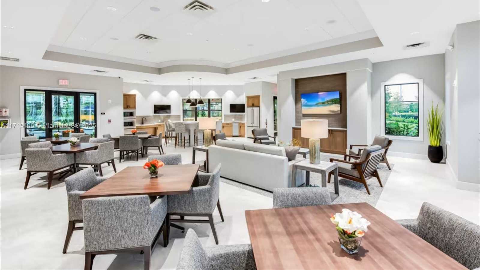 Small Image of 2156 SOUTH APPLETON CIR S #2156, Oakland Park Number 21