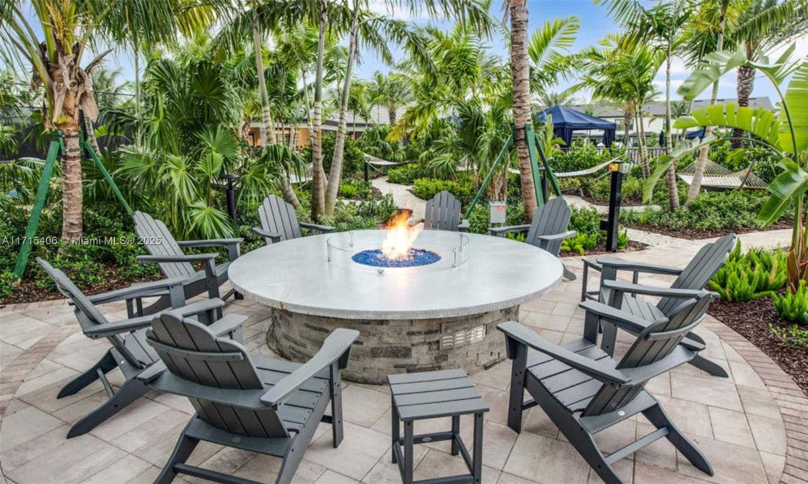 Small Image of 2156 SOUTH APPLETON CIR S #2156, Oakland Park Number 26