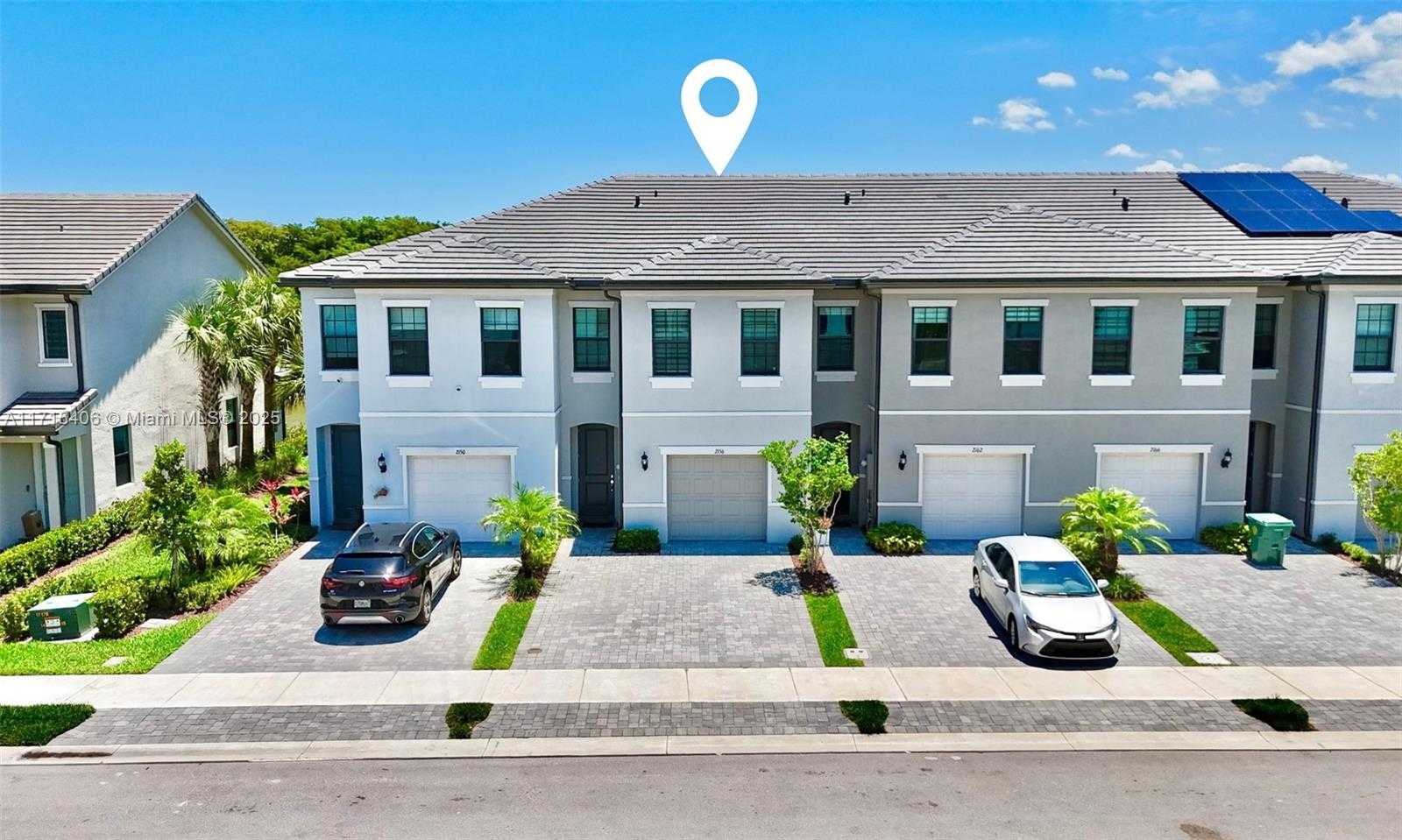 Small Image of 2156 SOUTH APPLETON CIR S #2156, Oakland Park Number 4