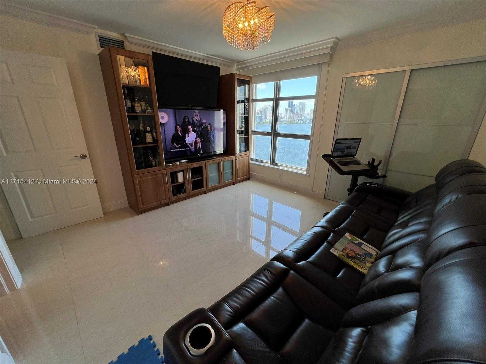 Small Image of 3530 Mystic Pointe Dr, Aventura, FL 33180, USA Number 21