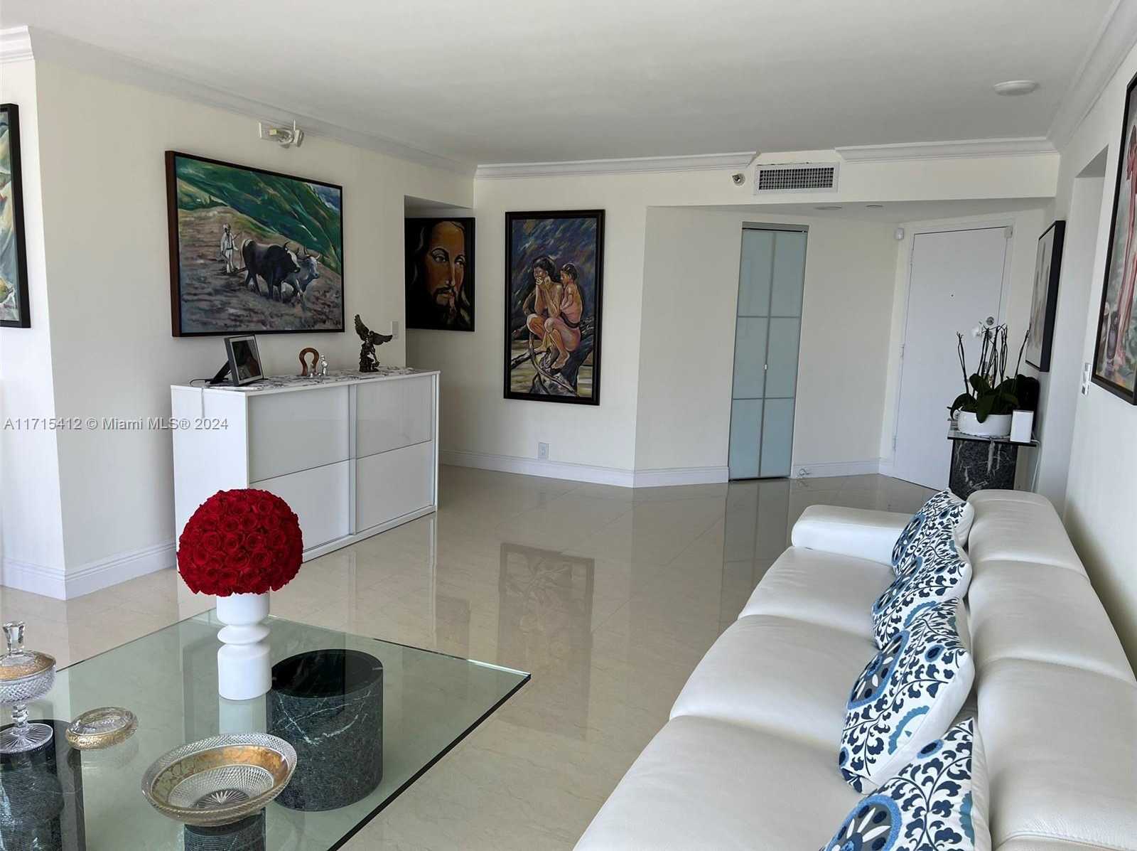 Small Image of 3530 Mystic Pointe Dr, Aventura, FL 33180, USA Number 8