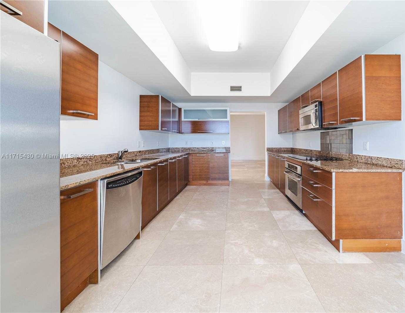 Small Image of 3330 NORTH EAST 190TH ST #LPH14, Aventura Number 15
