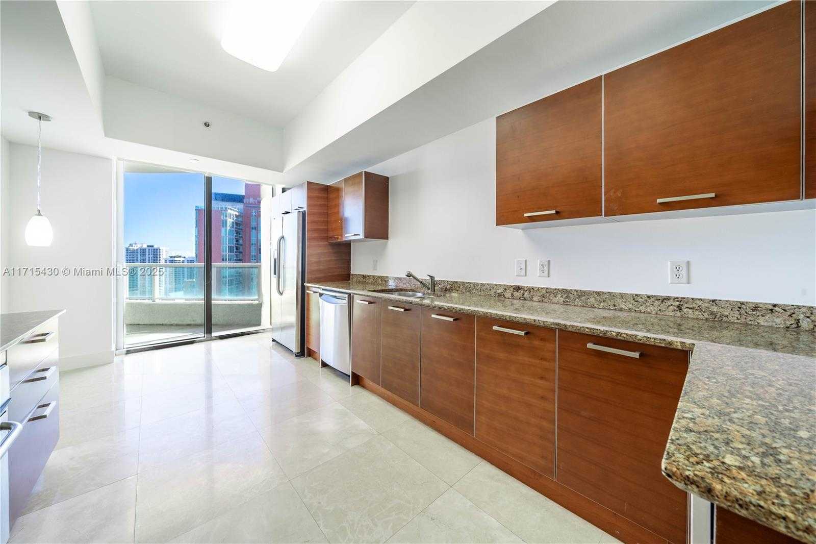 Small Image of 3330 NORTH EAST 190TH ST #LPH14, Aventura Number 16