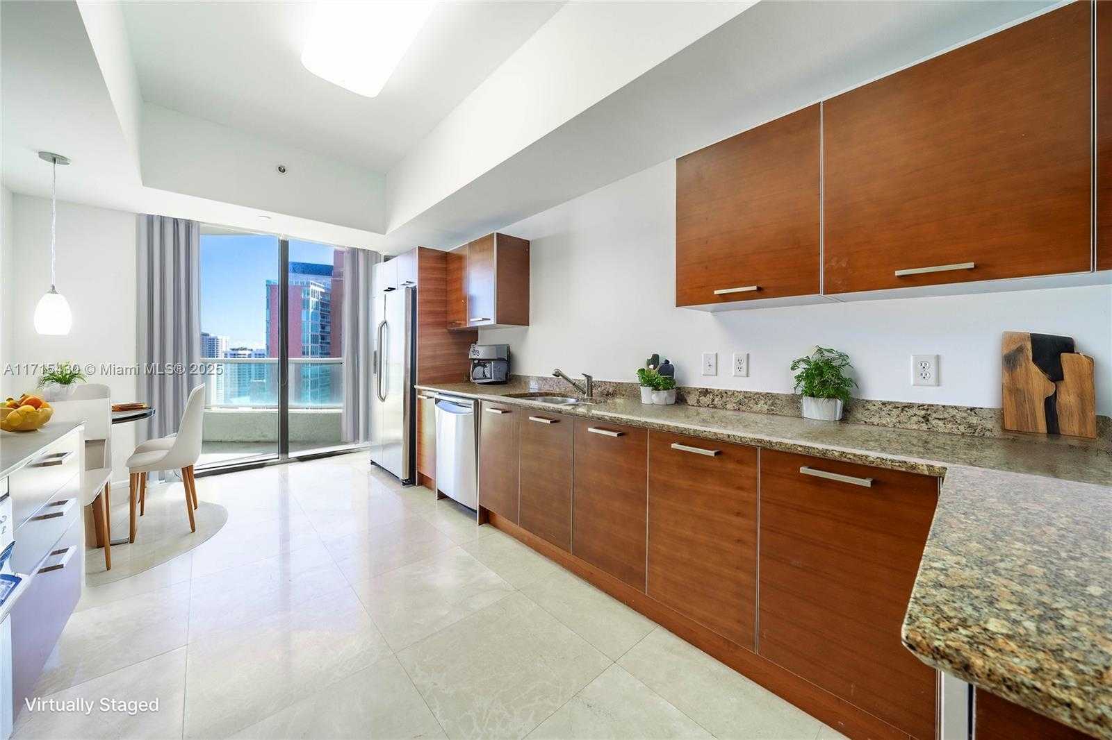 Small Image of 3330 NORTH EAST 190TH ST #LPH14, Aventura Number 17