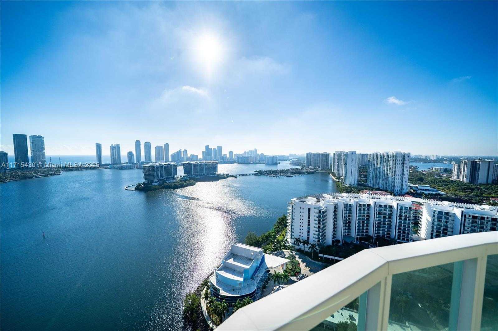 Small Image of 3330 NORTH EAST 190TH ST #LPH14, Aventura Number 37