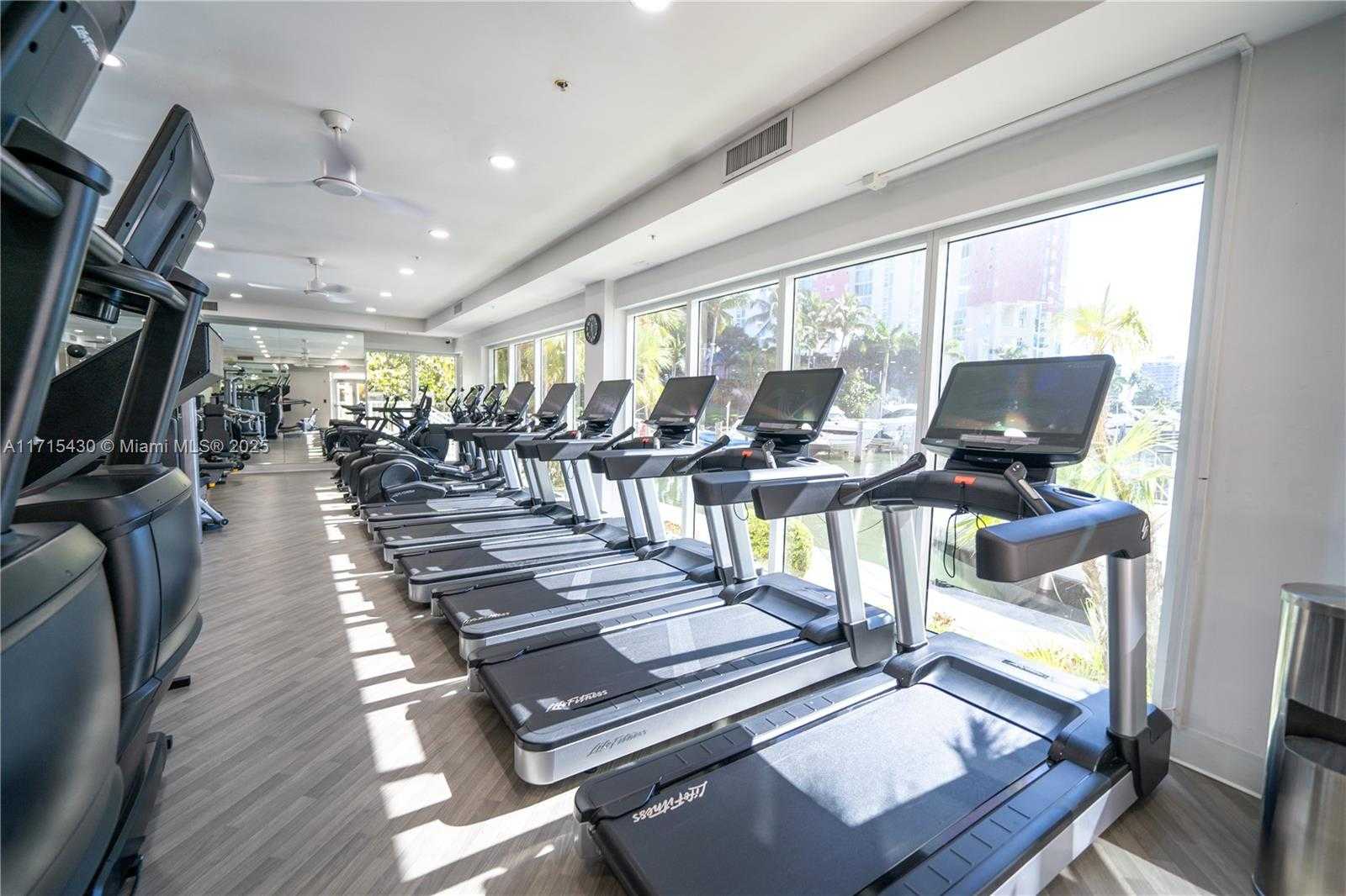Small Image of 3330 NORTH EAST 190TH ST #LPH14, Aventura Number 49