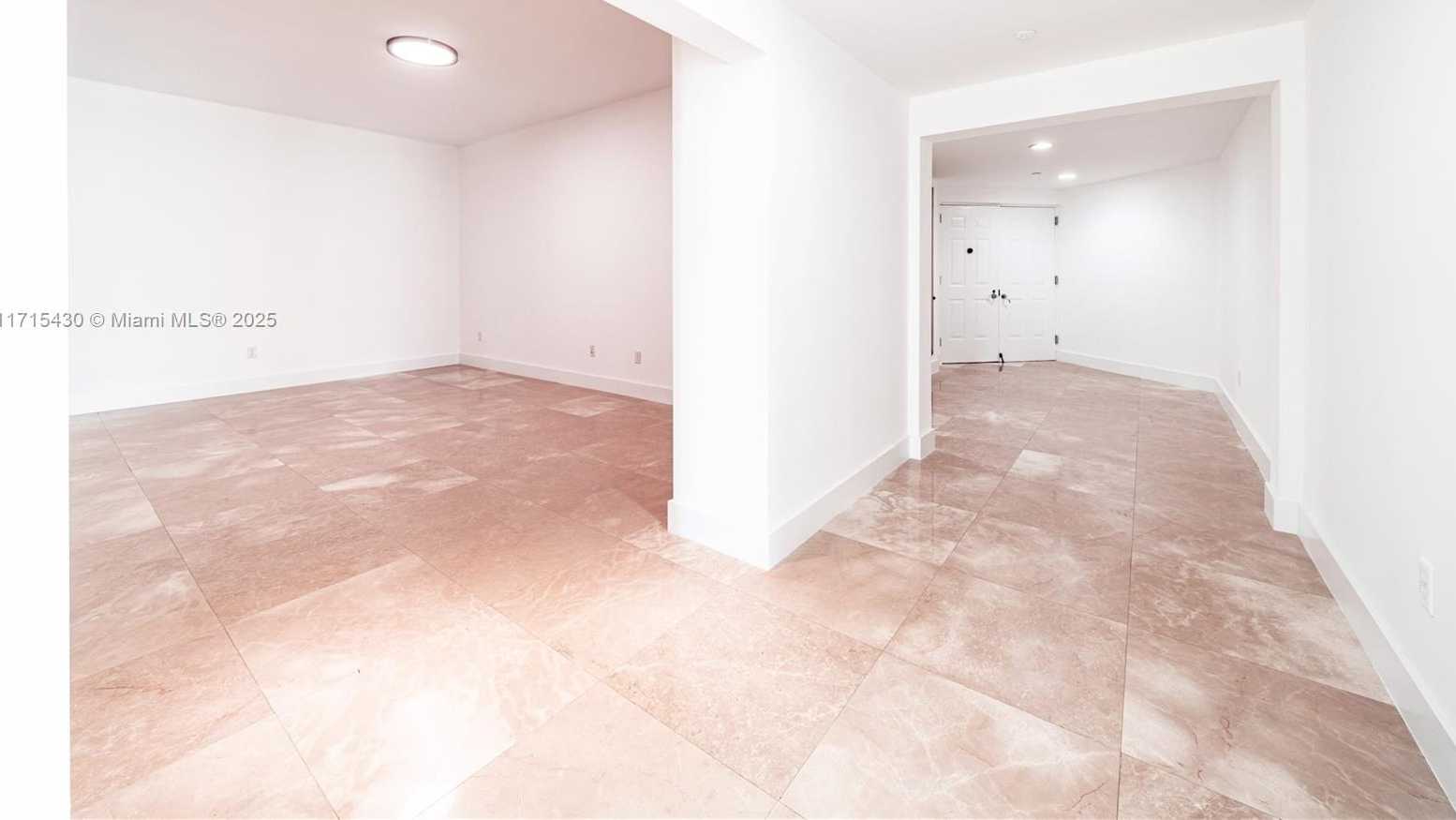 Small Image of 3330 NORTH EAST 190TH ST #LPH14, Aventura Number 5