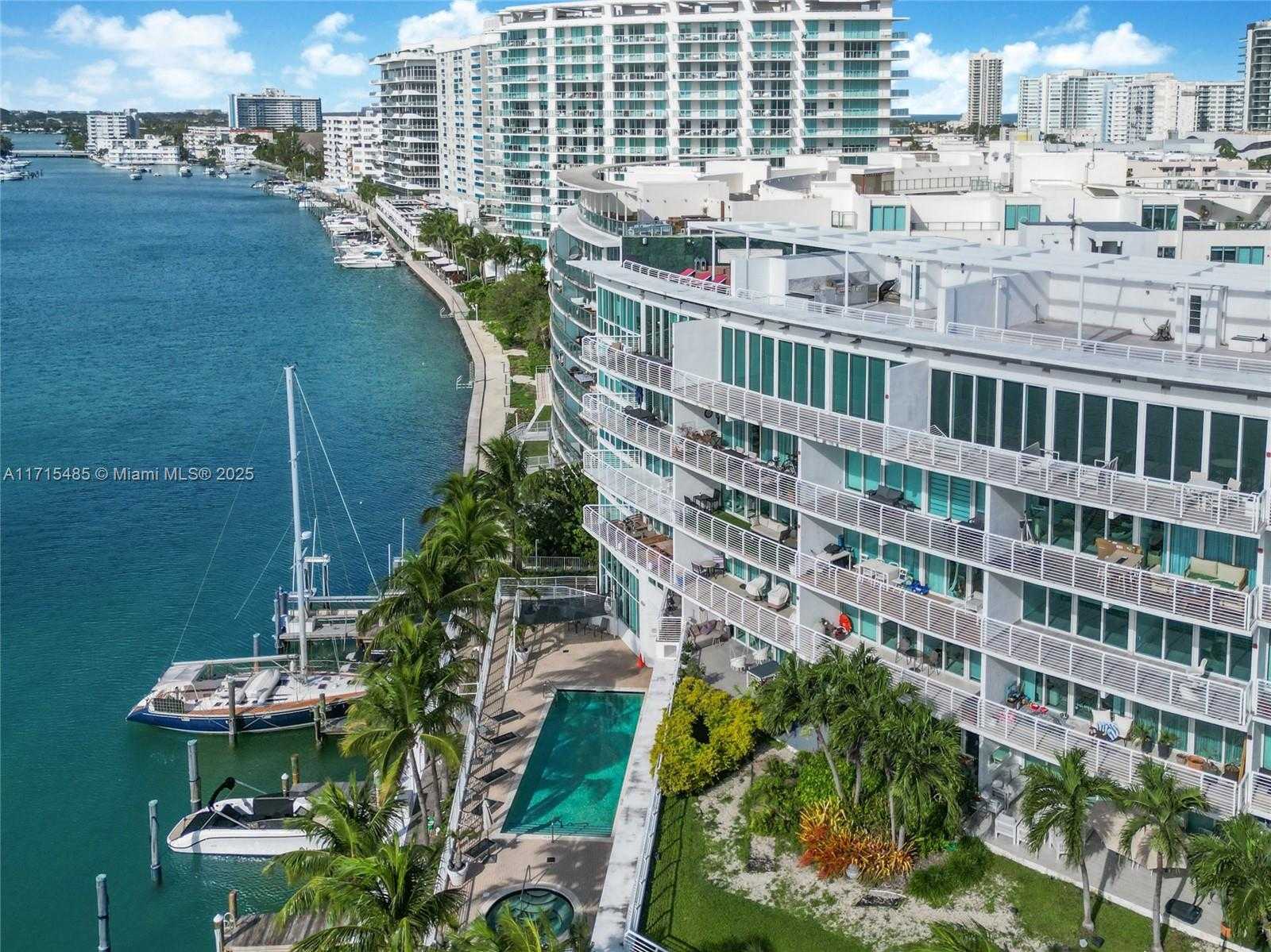 Small Image of 6580 INDIAN CREEK DR #602, Miami Beach Number 19
