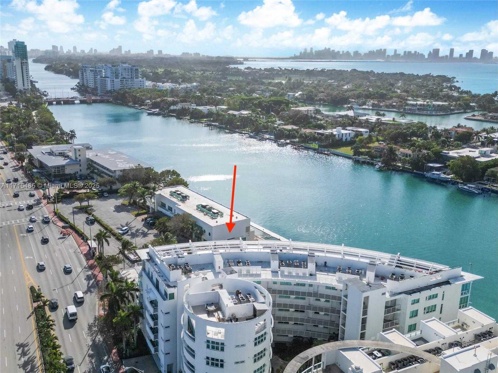 Small Image of 6580 INDIAN CREEK DR #602, Miami Beach Number 4
