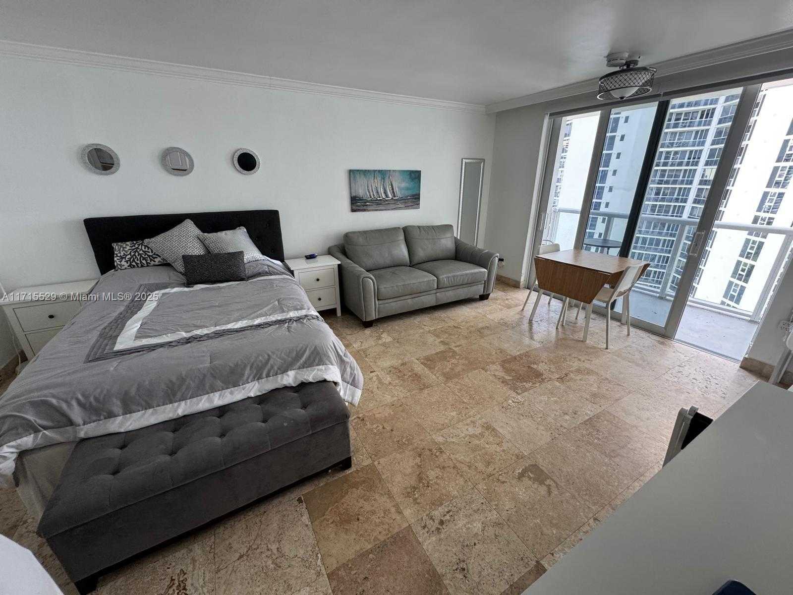 Small Image of 19201 COLLINS AVE #1017, Sunny Isles Beach Number 7