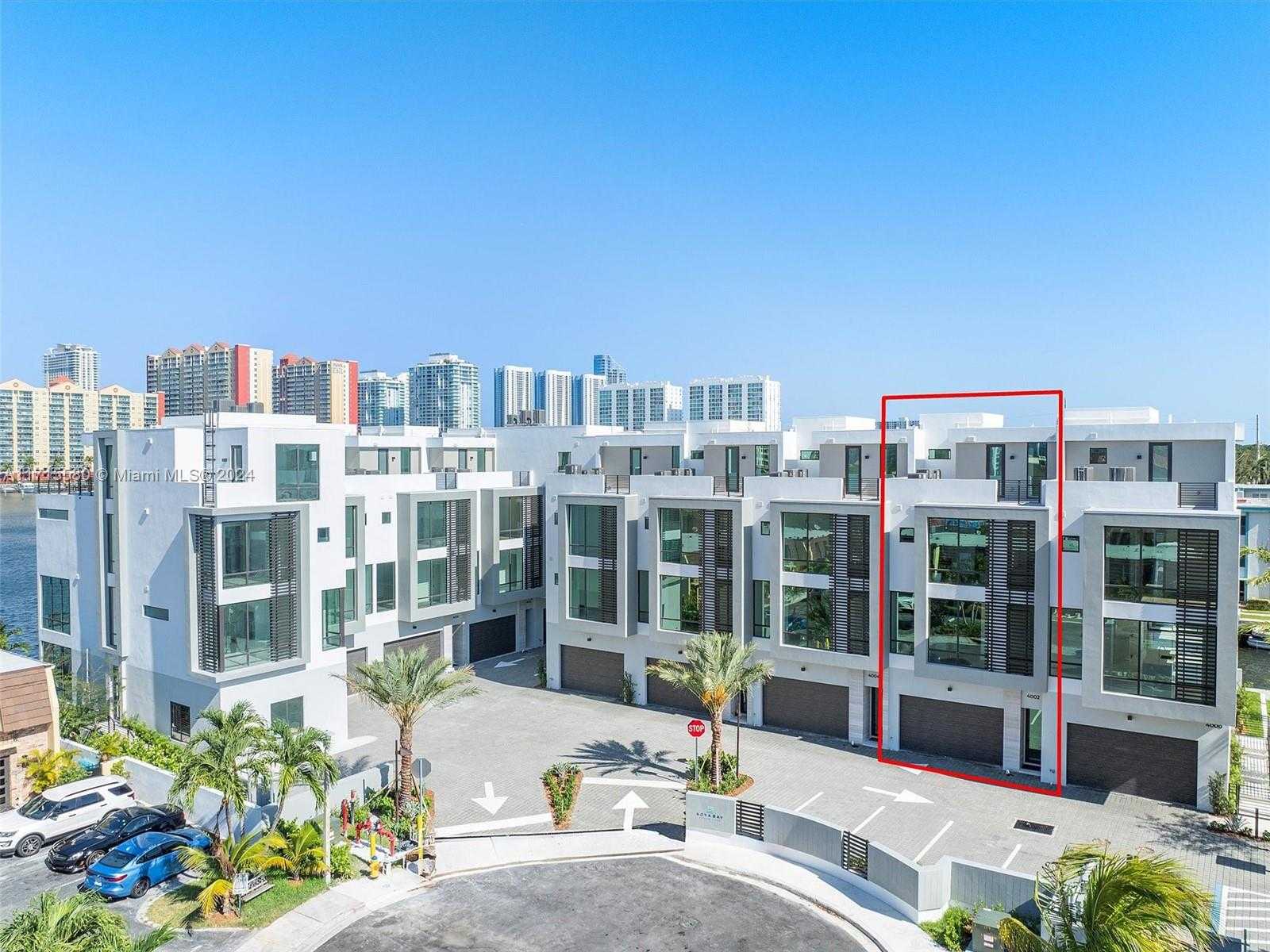 Small Image of 4002 NORTH EAST 167 ST, North Miami Beach Number 56