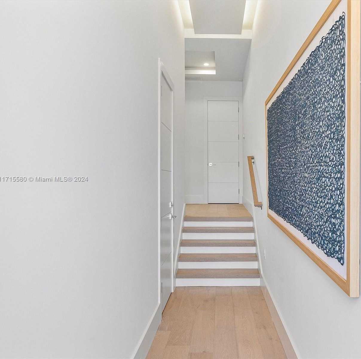 Small Image of 4002 NORTH EAST 167 ST, North Miami Beach Number 7