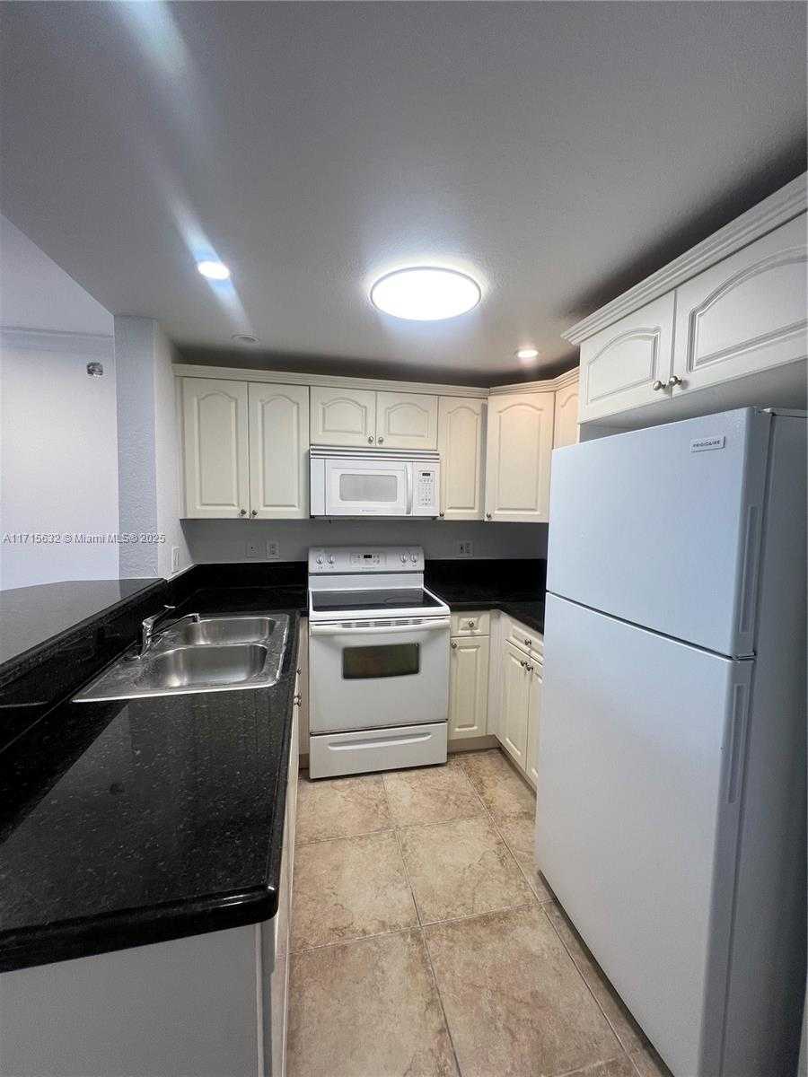 Small Image of 2020 NORTH EAST 135TH ST #607, North Miami Number 11