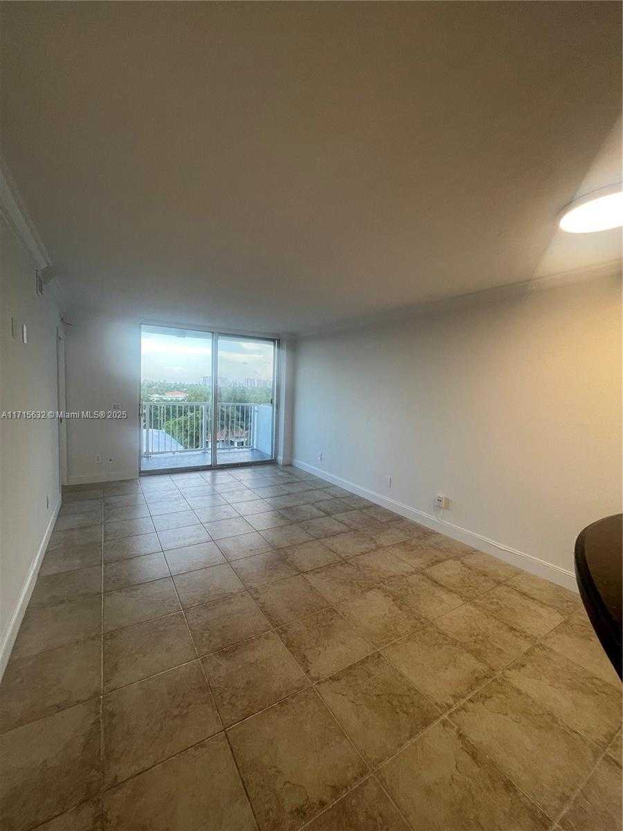 Small Image of 2020 NORTH EAST 135TH ST #607, North Miami Number 3