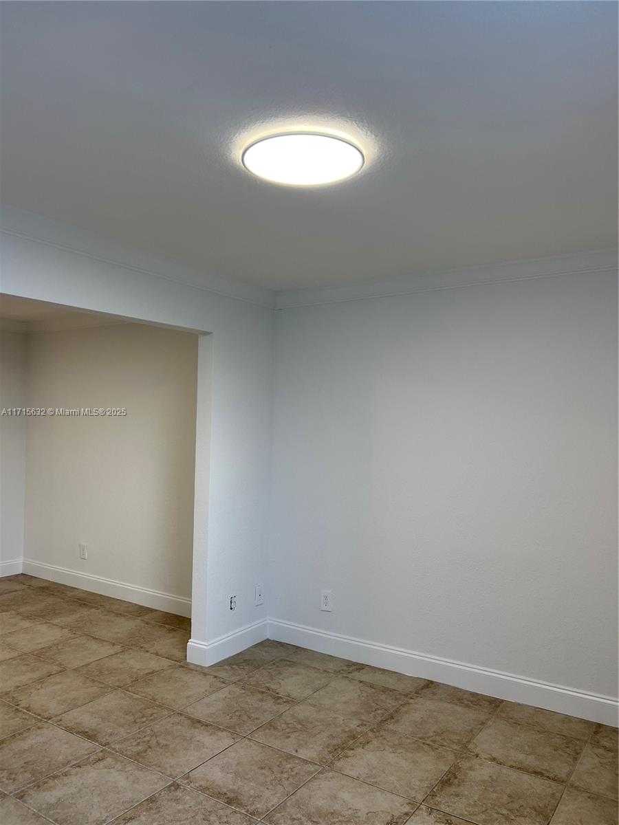 Small Image of 2020 NORTH EAST 135TH ST #607, North Miami Number 7