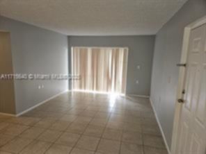 Small Image of 1153 LAKE VICTORIA DR #J, West Palm Beach Number 1
