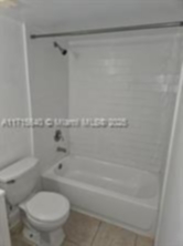 Small Image of 1153 LAKE VICTORIA DR #J, West Palm Beach Number 16