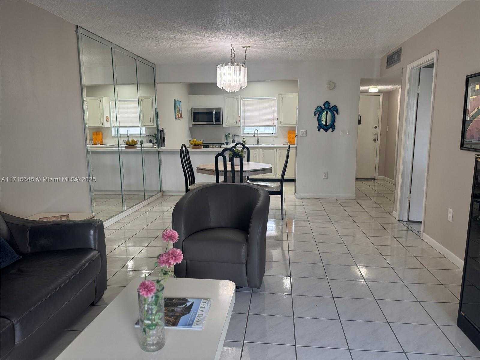 Small Image of 201 178TH DR #337, Sunny Isles Beach Number 5