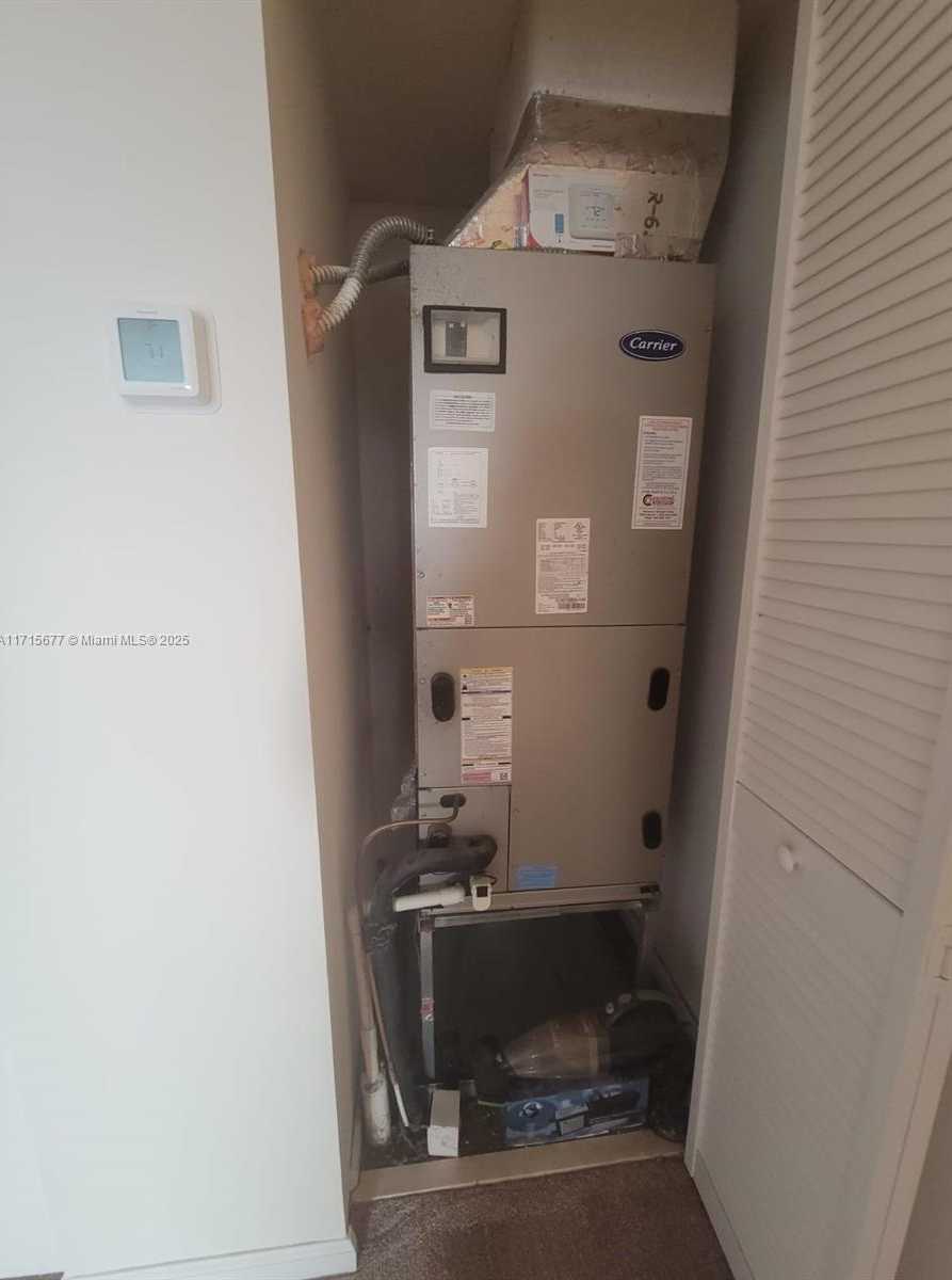 Small Image of 374 SOUTH EAST 1ST DR, Deerfield Beach Number 14