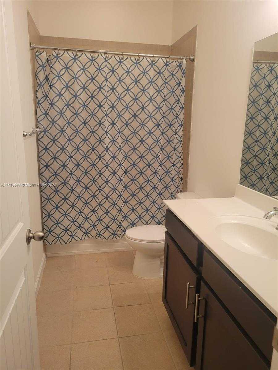 Small Image of 374 SOUTH EAST 1ST DR, Deerfield Beach Number 8