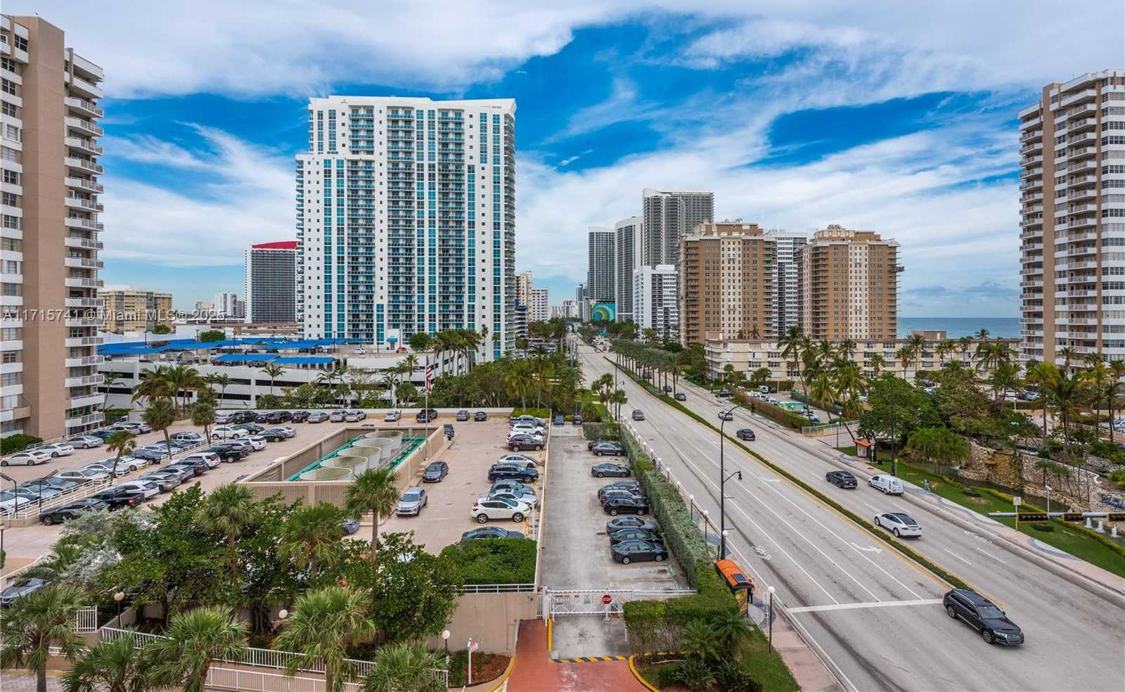 Small Image of 1985 SOUTH OCEAN DR #6P, Hallandale Beach Number 13